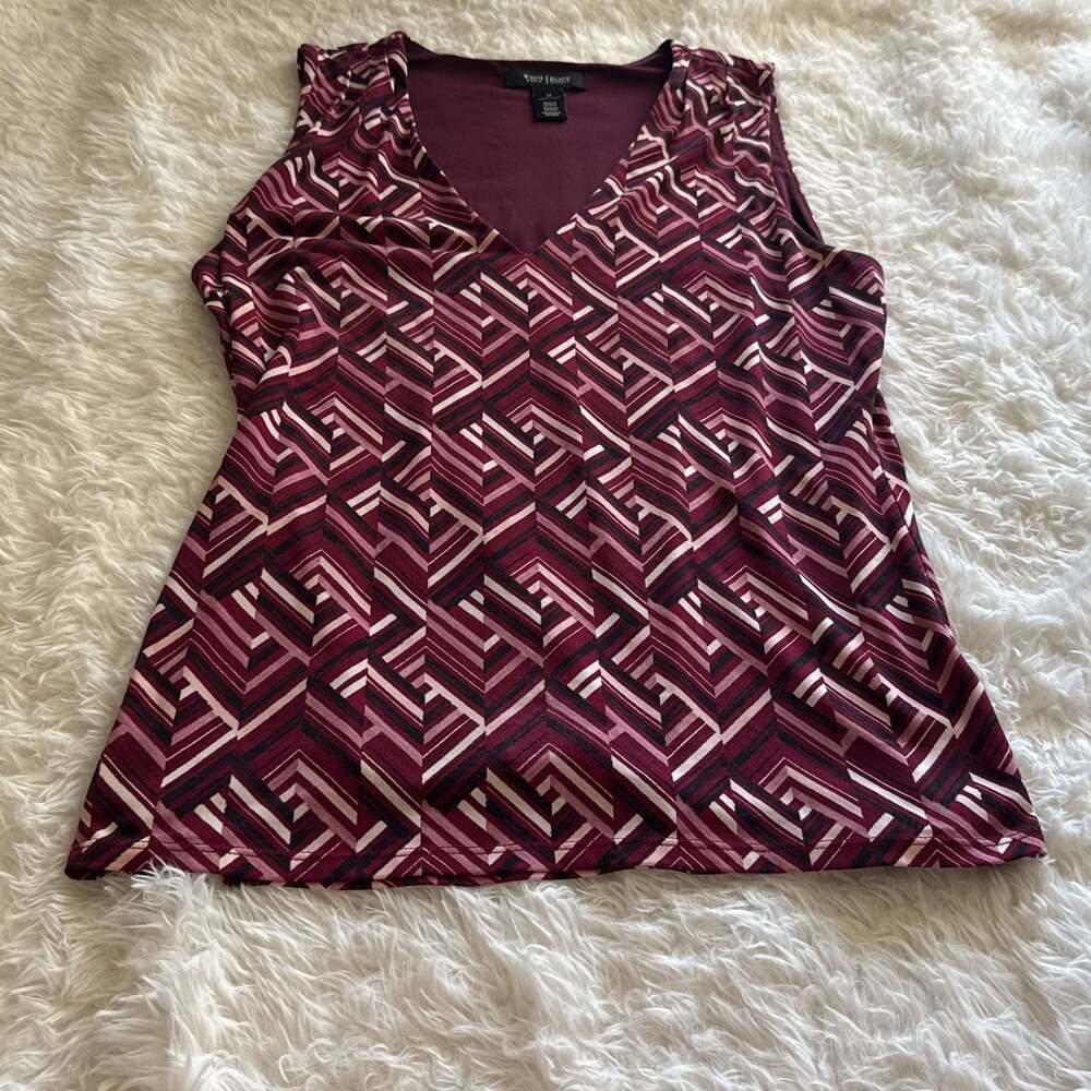 White‎ House Black Market sleeveless geometric print blouse Medium
